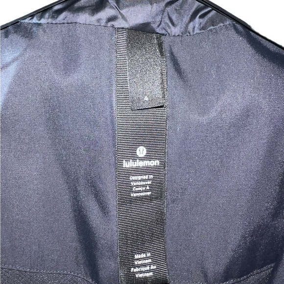 Lululemon Athletica Black Windbreaker Jacket US 4 - Picture 4 of 7